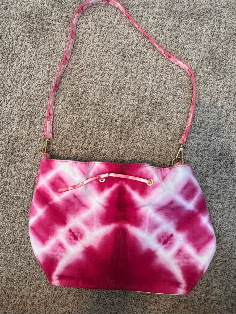 Estee Lauder Pink Tie-Dye Crossbody Card Holder